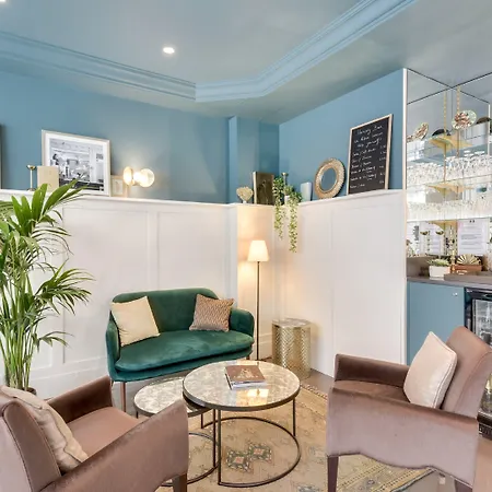 Passy Eiffel 3* Párizs