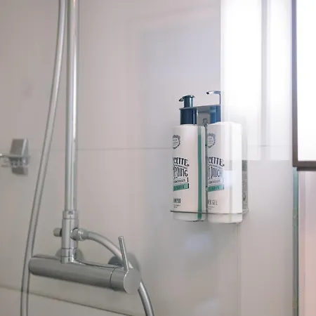 Passy Eiffel Szálloda 3*