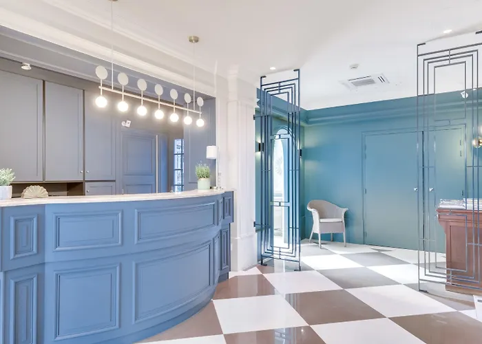 帕西埃菲尔酒店 3*