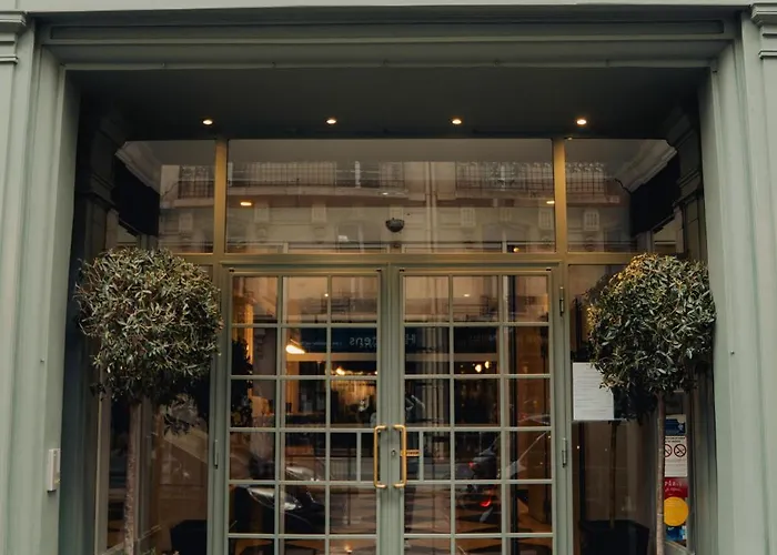 帕西埃菲尔酒店 3*