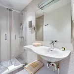 Hotel Passy Eiffel 3*