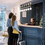 Passy Eiffel Hotel 3*