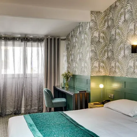 Passy Eiffel 3* Paris