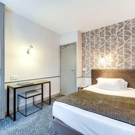 Hotel Passy Eiffel Paryż