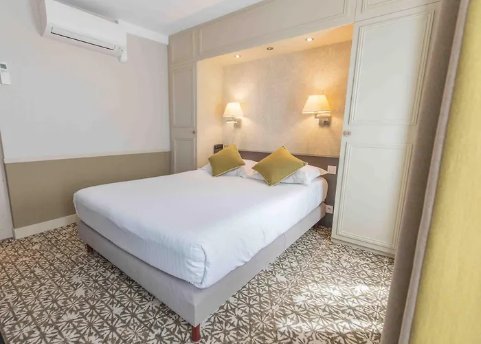 Hotel Passy Eiffel