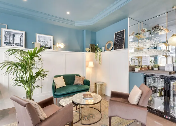 Passy Eiffel 3* Париж