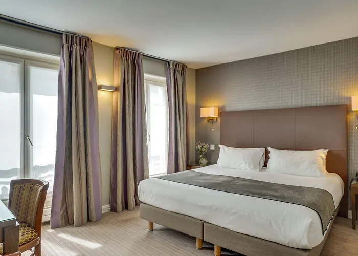 Hotel Passy Eiffel