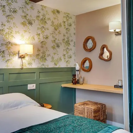 Hotell Passy Eiffel 3*