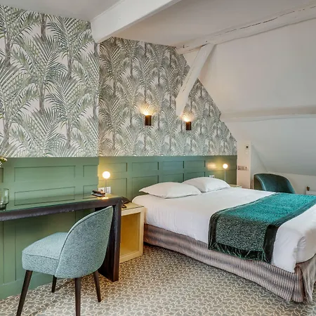 Hotell Passy Eiffel 3*