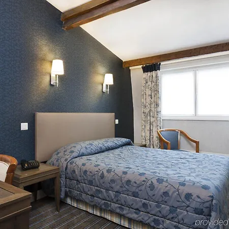 Passy Eiffel Hotell 3*